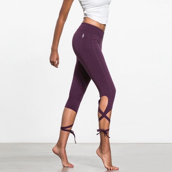 Free People Pants - Free People || Turnout Tie Capri Leggings